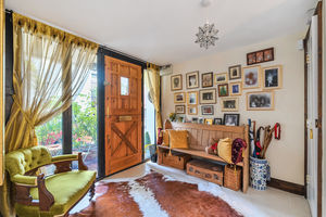 Photo 17- click for photo gallery